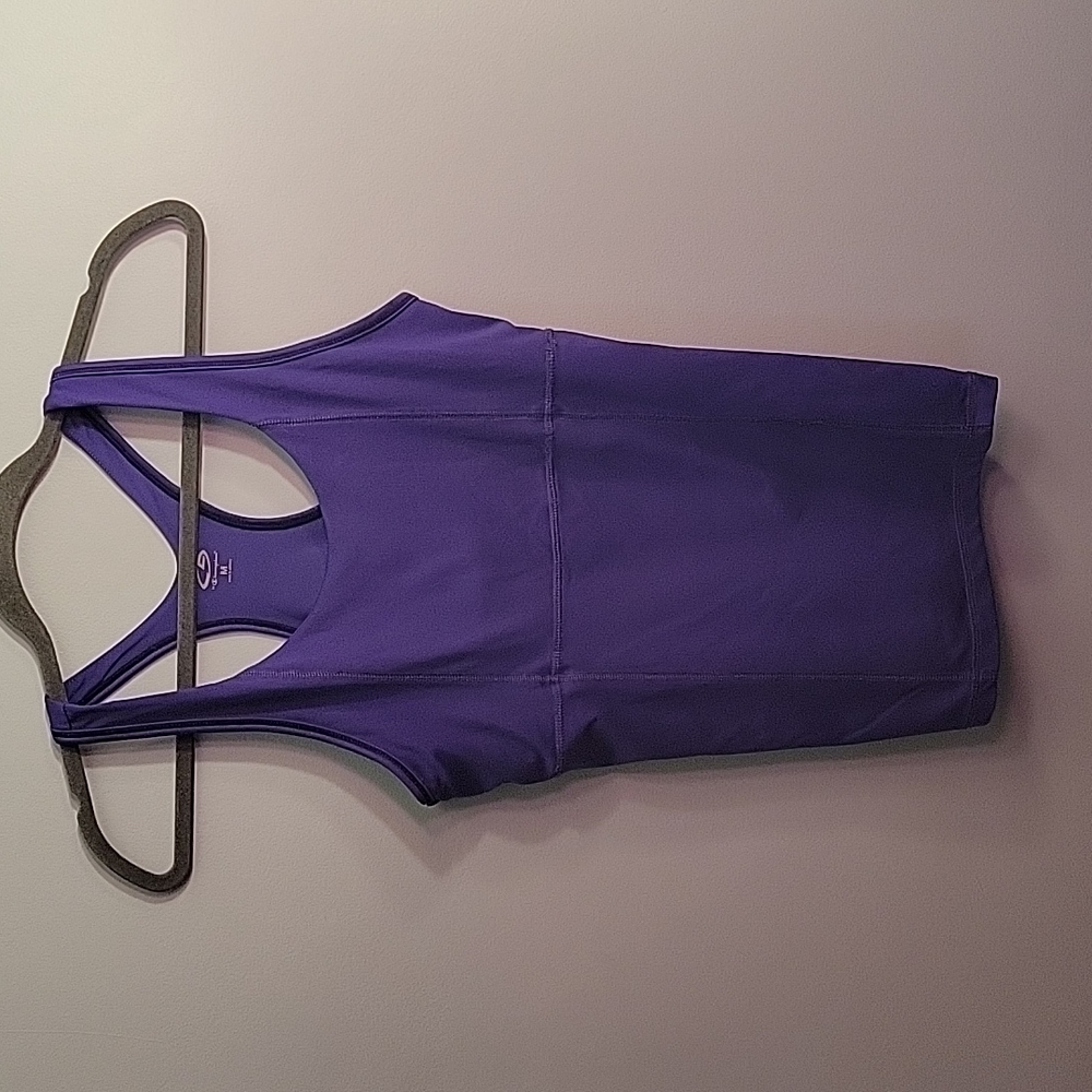 Woman's Active Tank Top